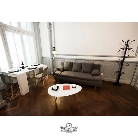 La Suite T2 40M2 Avec Terrasse 1Ch-4Pers Appart Hotel Poitiers Esterno foto